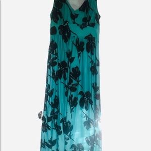 Floral turquoise sleeveless maxi dress